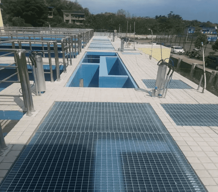 河北搭載平臺(tái)熱鍍鋅鋼格柵板的規(guī)格種類有哪些？